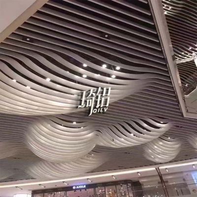 弧形鋁方通0216