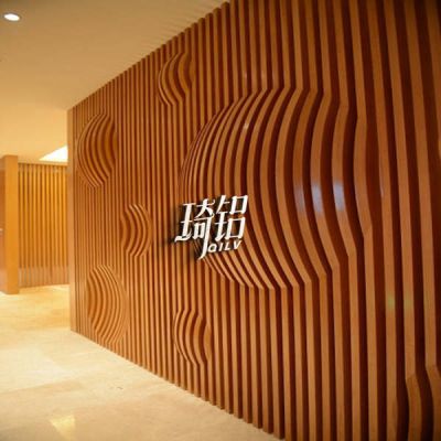 弧形鋁方通070