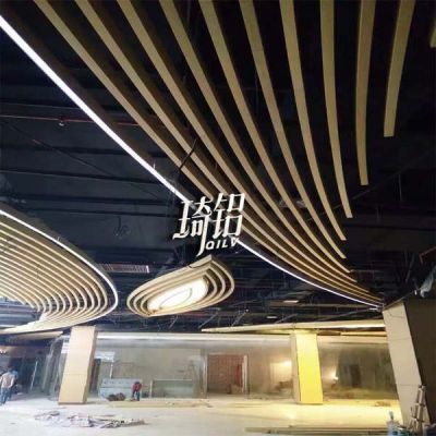 弧形鋁方通289
